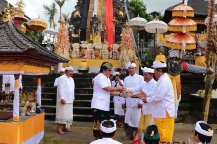 Bupati Badung ikuti ritual
