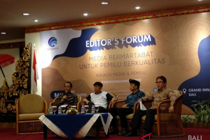 Media massa versus media sosial diantara #2019GANTIPRESIDEN