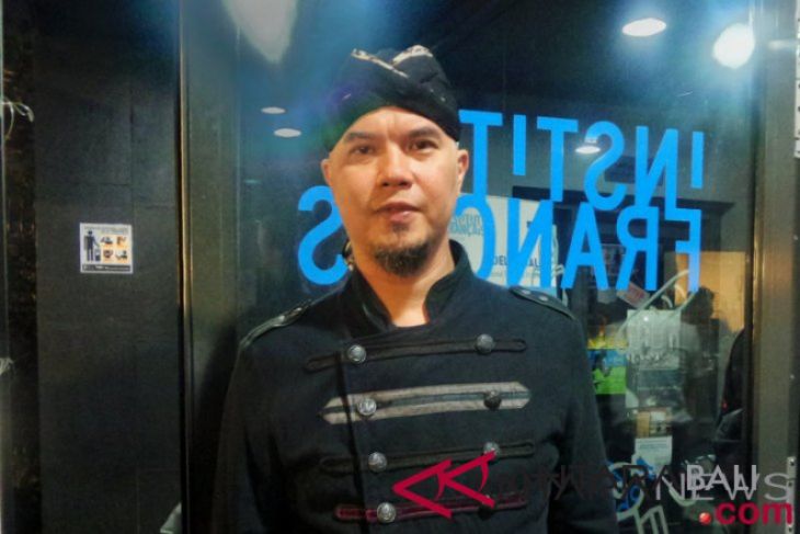 Musisi Ahmad Dhani dicegah ke luar negeri enam bulan