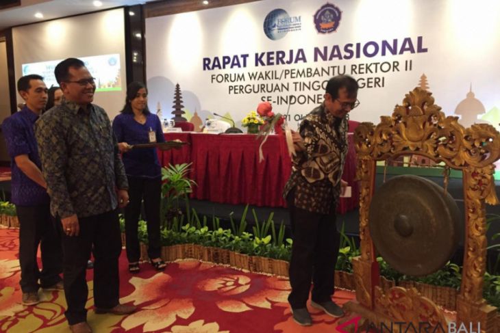 Rakernas Forum Warek II PTN se-Indonesia cari pencegahan korupsi