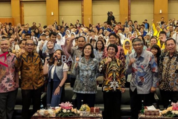 Menkeu sosialisasi kesadaran pajak ke ratusan pelajar