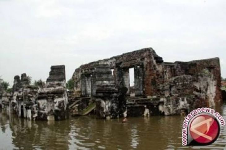 Pemkot Serang Segera Relokasi PKL Banten Lama