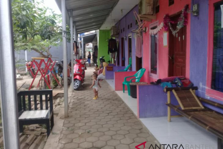 Polisi Periksa Petak Kontrakan Di Kedaung