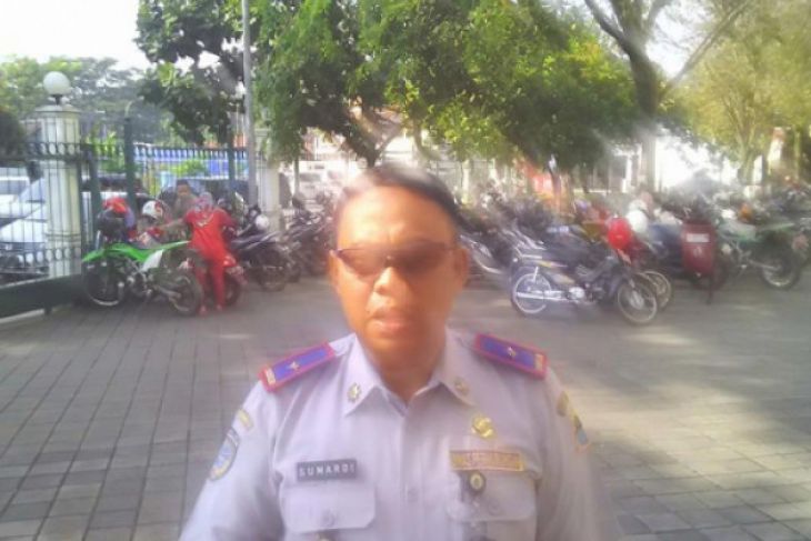 Arus Mudik - Dishub Lebak Larang Kendaraan Besar Lintasi Jalan