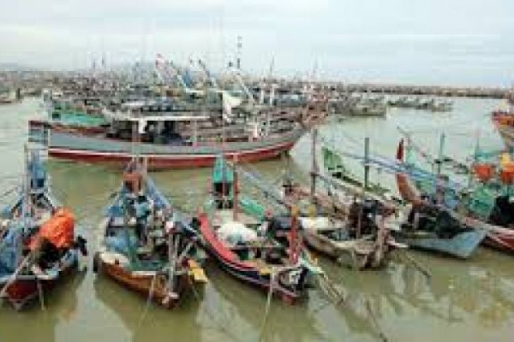 Nelayan Tradisional Pesisir Selatan Lebak Menganggur