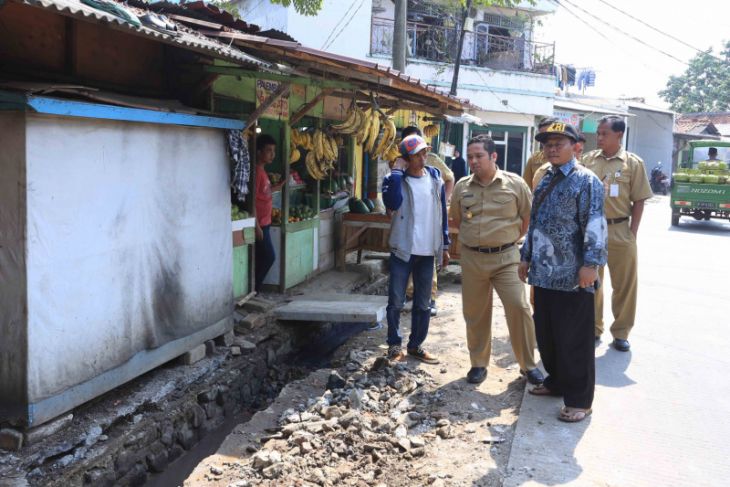Pemkot Tangerang Panggil Telkom - PLN Terkait Bekas Galian Kabel