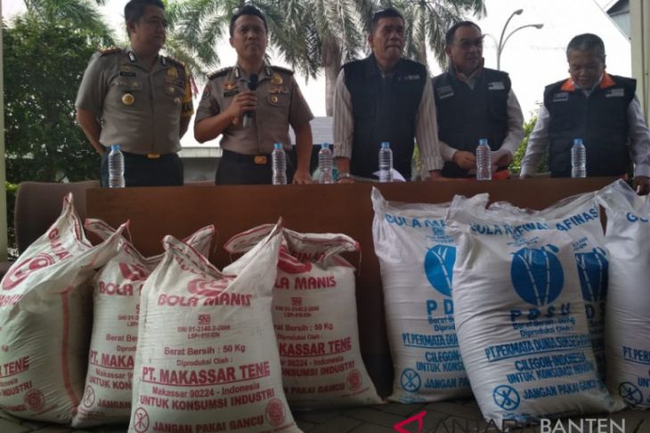 Gula Rafinasi Ilegal Rugikan Petani Dan Produsen