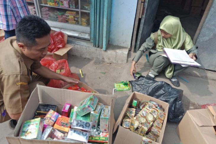 BPOM Serang Sita Ribuan Kemasan Jamu Tanpa Izin Edar