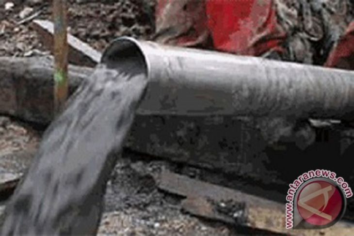 Warga Mukomuko diminta laporkan pabrik cemari sungai