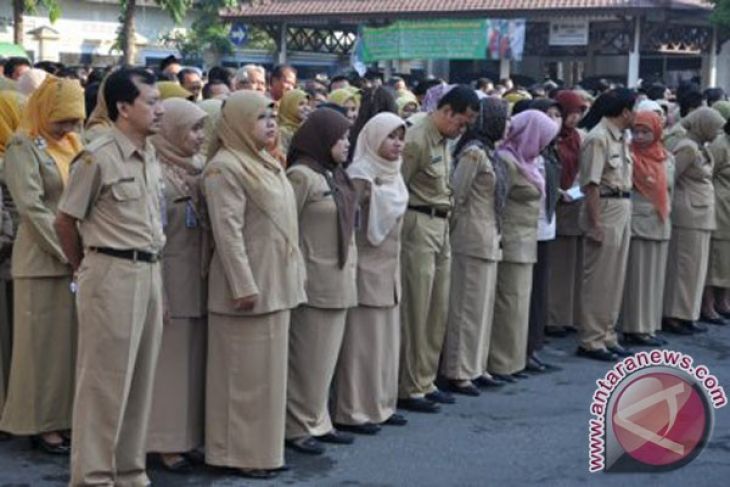 Mayoritas ASN Mukomuko hadir hari pertama kerja