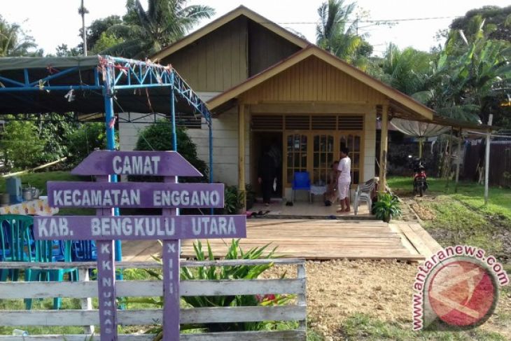Jaringan listrik di Pulau Enggano kembali normal