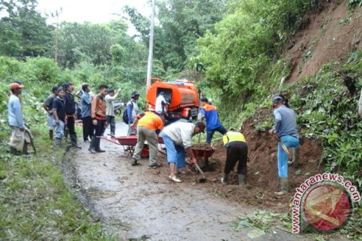 Sistem peringatan dini longsor Indonesia jadi standar internasional