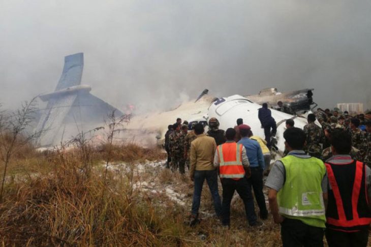 Pesawat berpenumpang 71 orang jatuh di Nepal