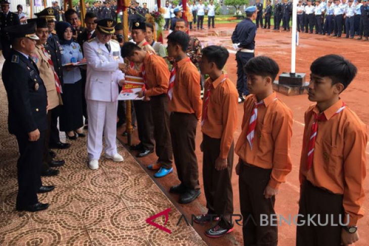 Anak penghuni Lapas curup terima KTP elektronik