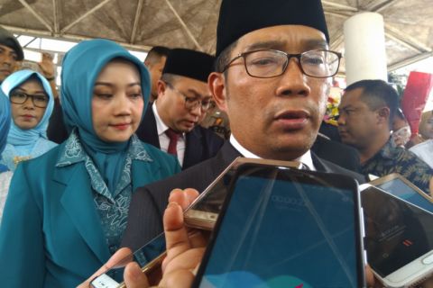 Ridwan Kamil sesalkan insiden pembakaran bendera