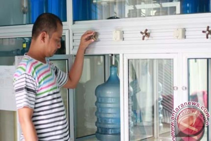 Bekasi tarik pajak mineral bukan logam-batuan