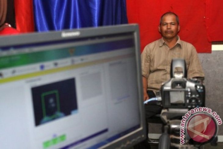 Karawang optimalisasi perekaman KTP-e dengan