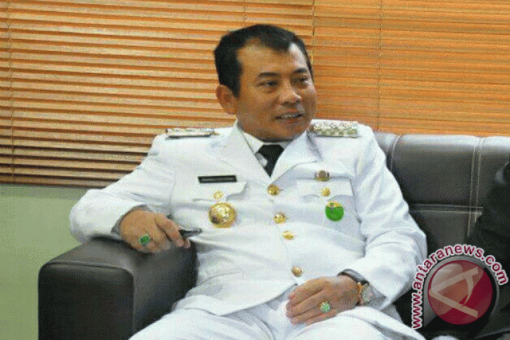 Wali Kota Bekasi Raih