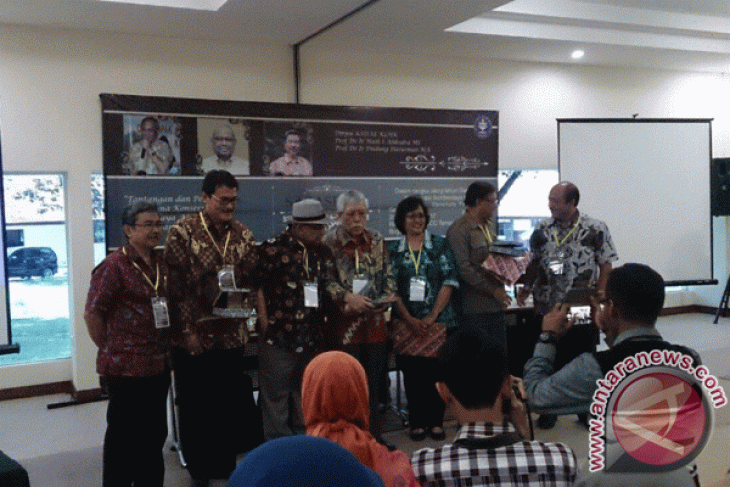 DKSHE-Fahutan IPB Mendorong Perubahan Paradigma Konservasi Lingkungan