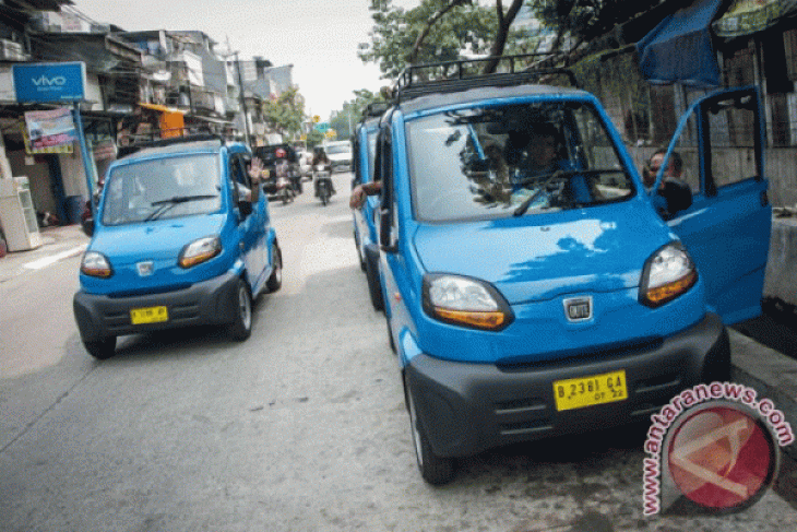 Wacana Bajaj Roda Empat Bekasi, Ini Kata Pengamat