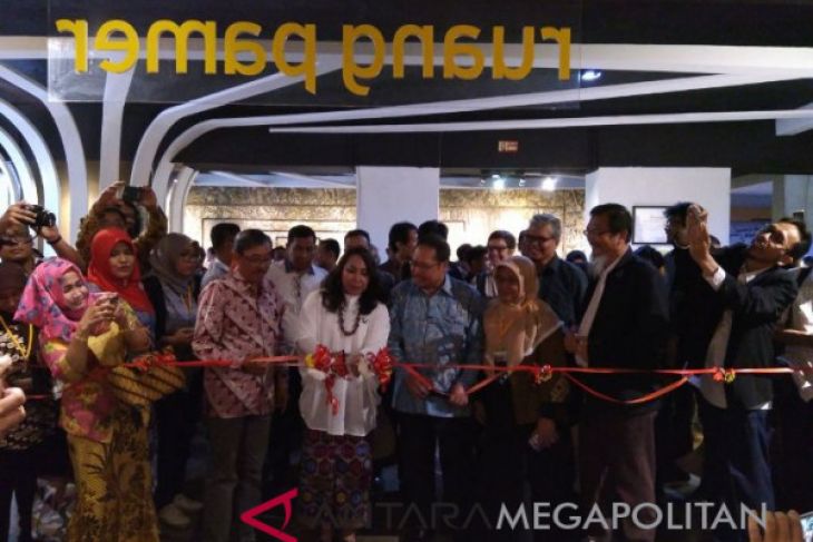 Museum Nasional sejarah alam Indonesia tampil baru