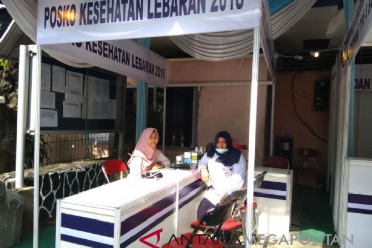 Posko dinkes beri layanan cek kesehatan gratis