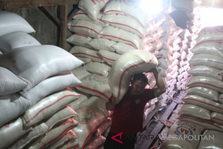 Kasus penyelewengan beras rugikan negara Rp1,8 Miliar