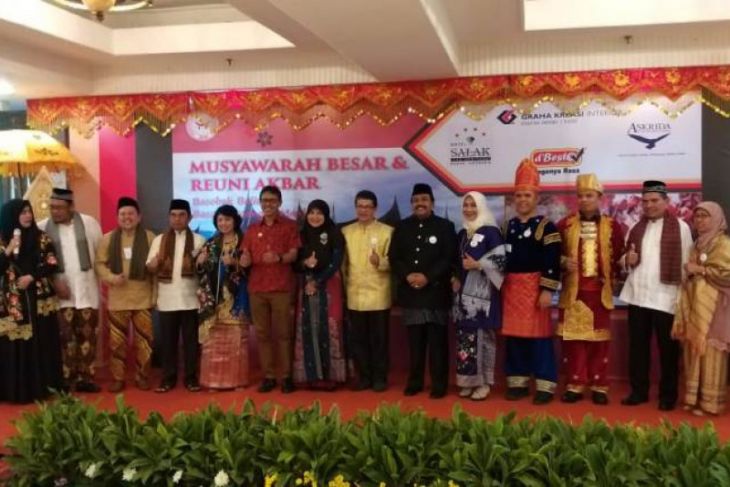 Baralek Gadang, Alumni IPB asal Minang