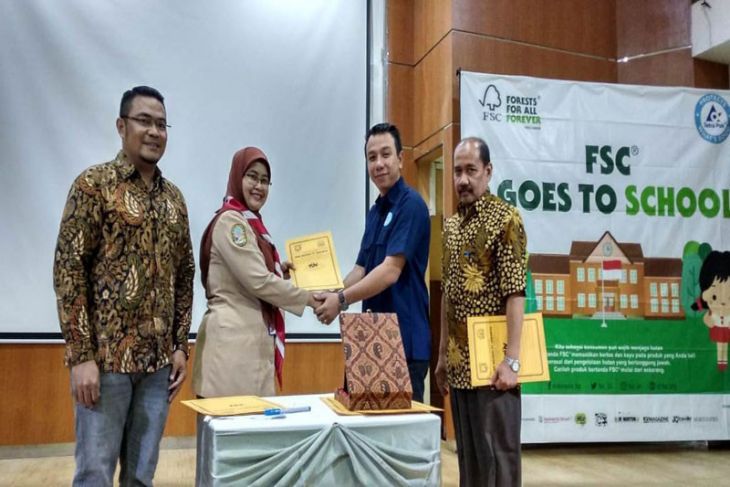 Beragam sekolah disasar FSC-Indonesia kenali produk berkelanjutan