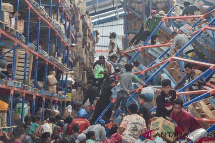Bantuan 4 juta dolar AS atau Rp60 Miliar dari Amerika untuk Sulawesi Tengah
