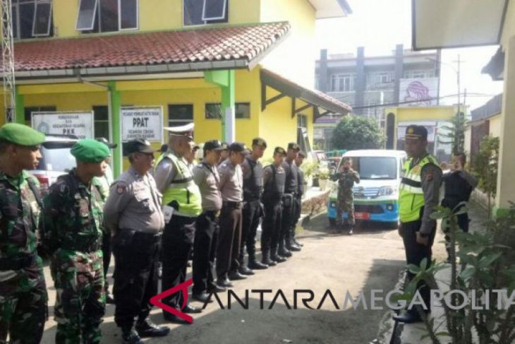 Polisi selidiki kematian ayah dan anak di Sukabumi