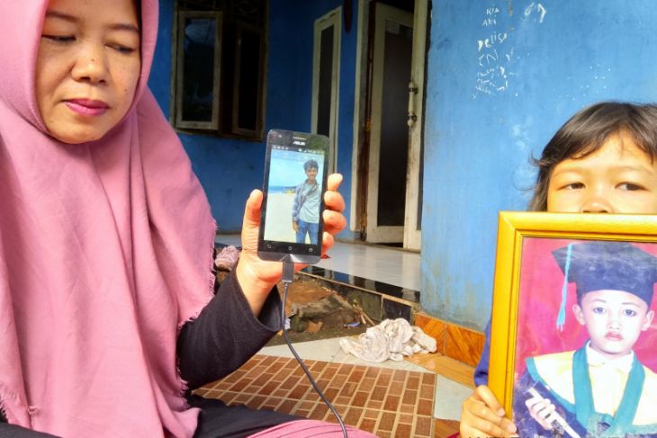 Perginya harapan keluarga dengan rindu tak tersampaikan