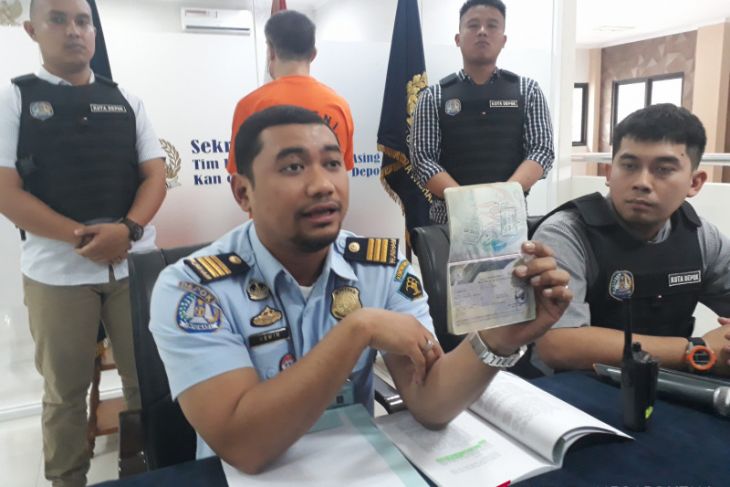 Imigrasi Depok amankan warga Australia di apartemen Cinere