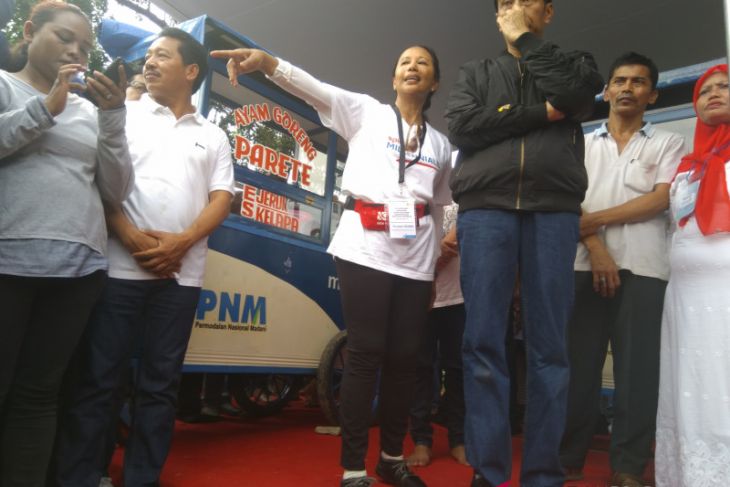 Presiden Jokowi Menambah Suntikan Dana PNM Mekaar