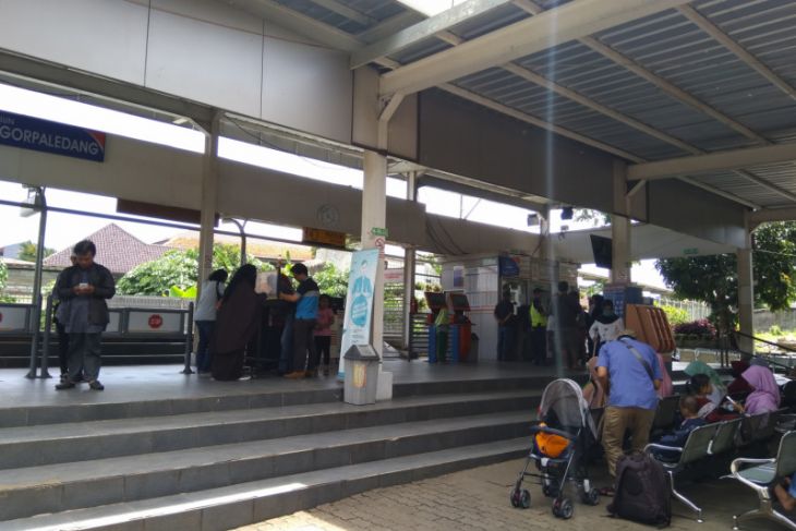 KA Pangrango Bogor-Sukabumi tidak beroperasi akibat longsor