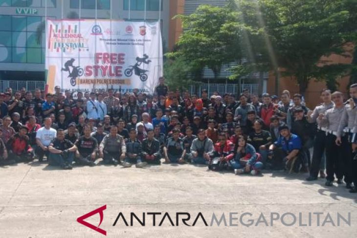 Satlantas Bogor silaturahmi dengan komunitas motor