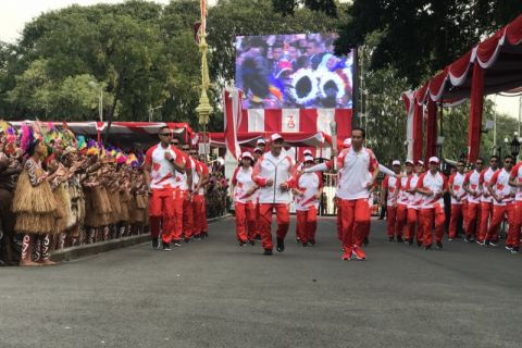 Presiden Sambut Obor Asian Games di Istana