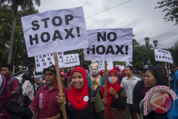 Kemkominfo: 92,60 persen hoax dari media sosial