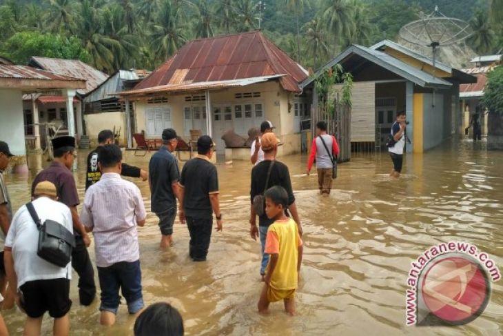 Pemkot Gorontalo Perbaiki Drainase Antisipasi Banjir