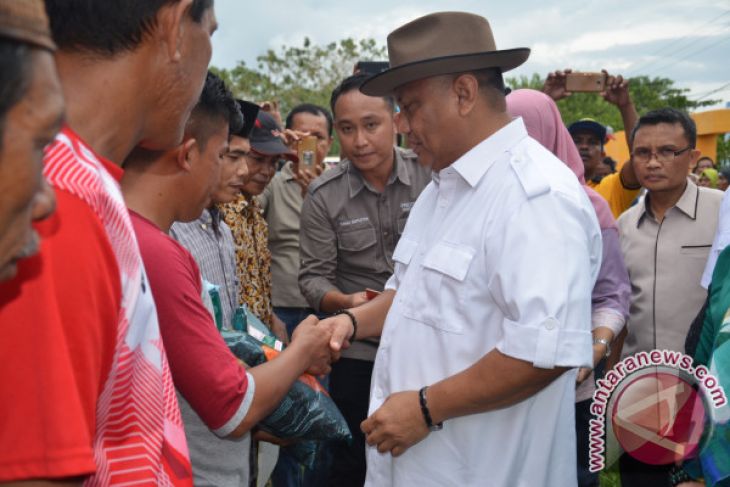 Gubernur: Program Pemerintah Bukan Bantuan Pemenangan Pilkada