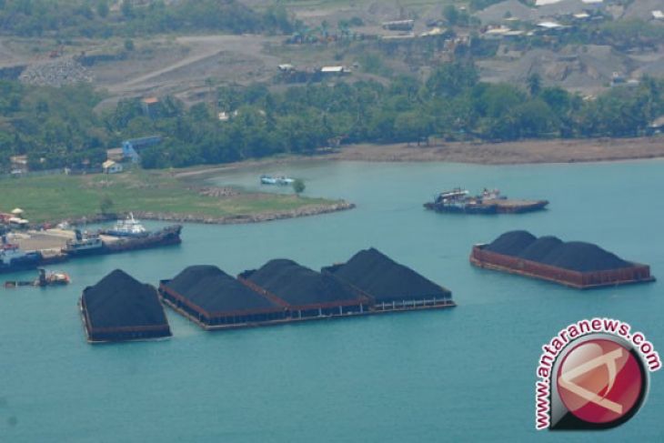 Ekonom sepakat komitmen pemerintah kurangi ketergantungan komoditas