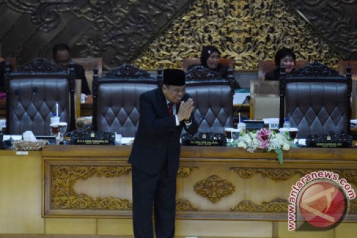 Ketua MK Menolak Berikan Komentar Soal Permintaan Mundur