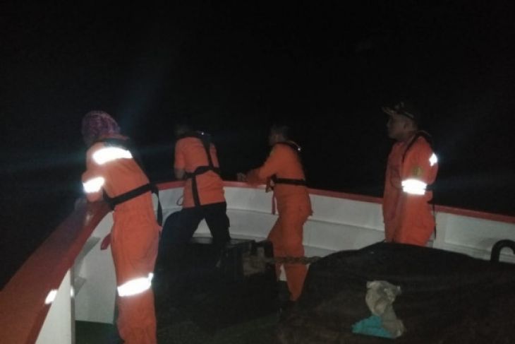 Basarnas Gorontalo Evakuasi KLM Bina Harapan