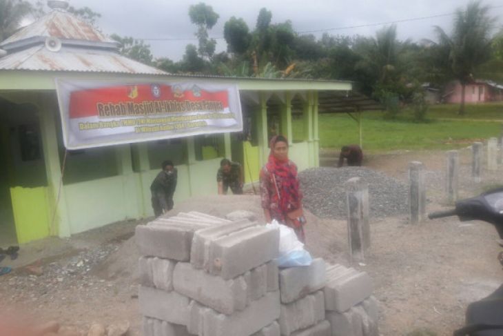Satgas TMMD Mulai Renovasi Masjid Al-Ikhlas