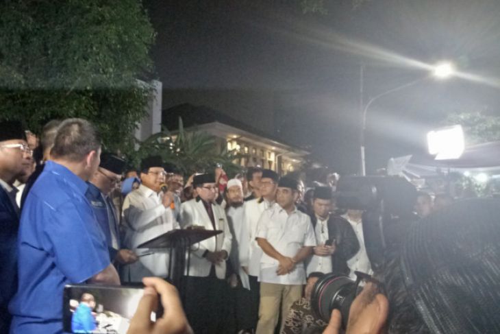 Prabowo umumkan Sandiaga cawapresnya