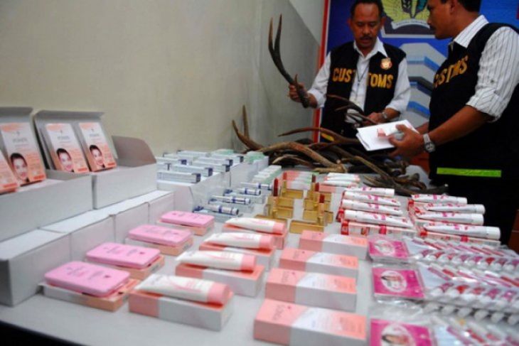 Polisi Akan Periksa Artis