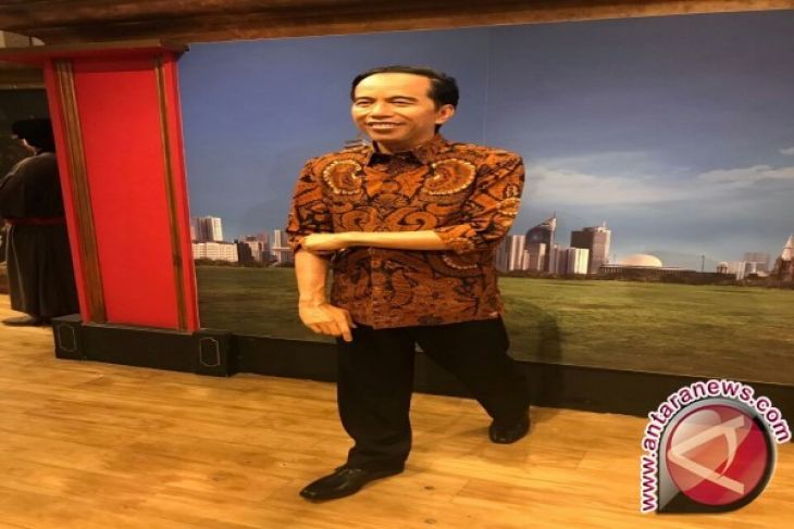 Patung Lilin Jokowi  di Madame Tusauds sudah pakai baju  