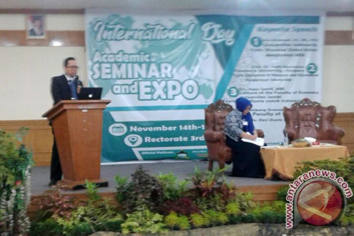 Ratusan Pramuka Ikuti International Day di Unja (Video)