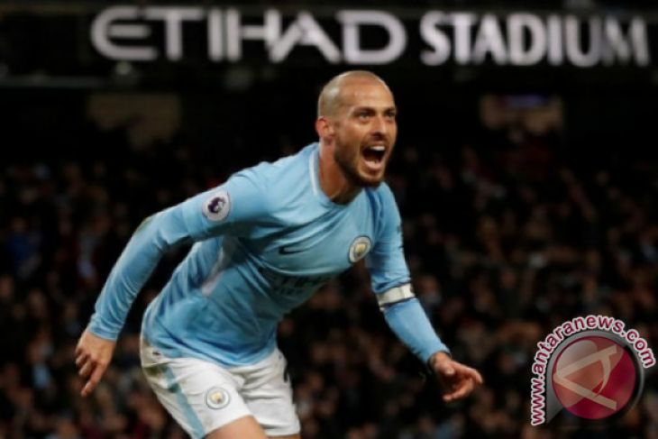 Manchester City tundukkan Swansea 4-0 Catatkan Rekor 15 Kemenangan