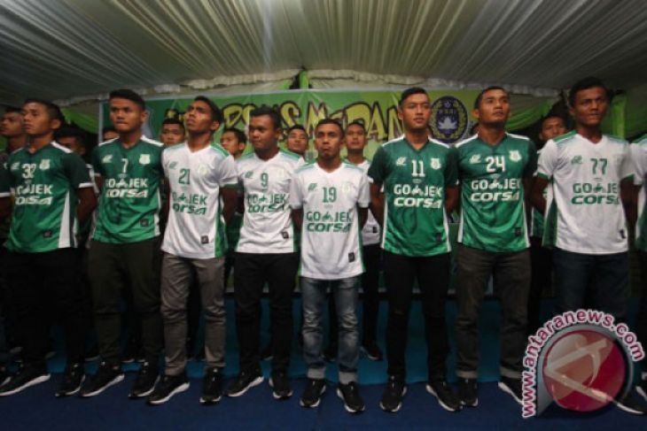 Pemain PSMS teken kontrak